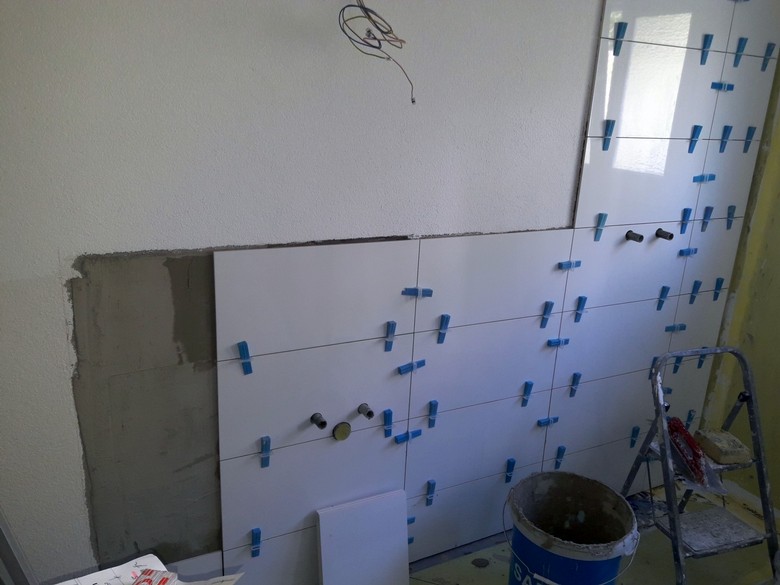 Die alte wand wird erneuert